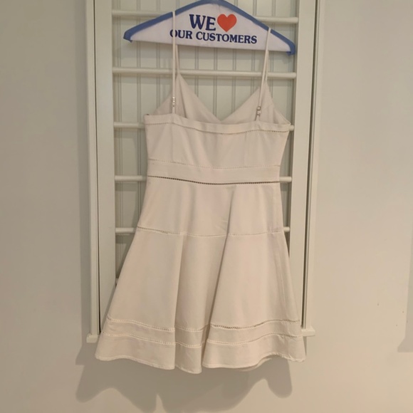 White Parker Dress **A Steal** - Picture 5 of 6